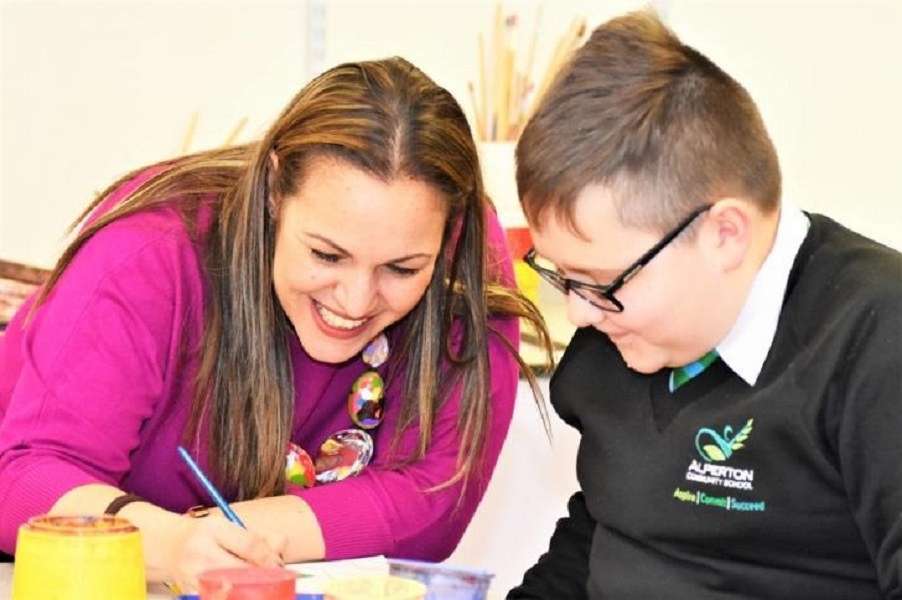 Άντρια Ζαφειράκου: Η καλύτερη δασκάλα του κόσμου ανάμεσα στους 100 «ηγέτες του μέλλοντος»