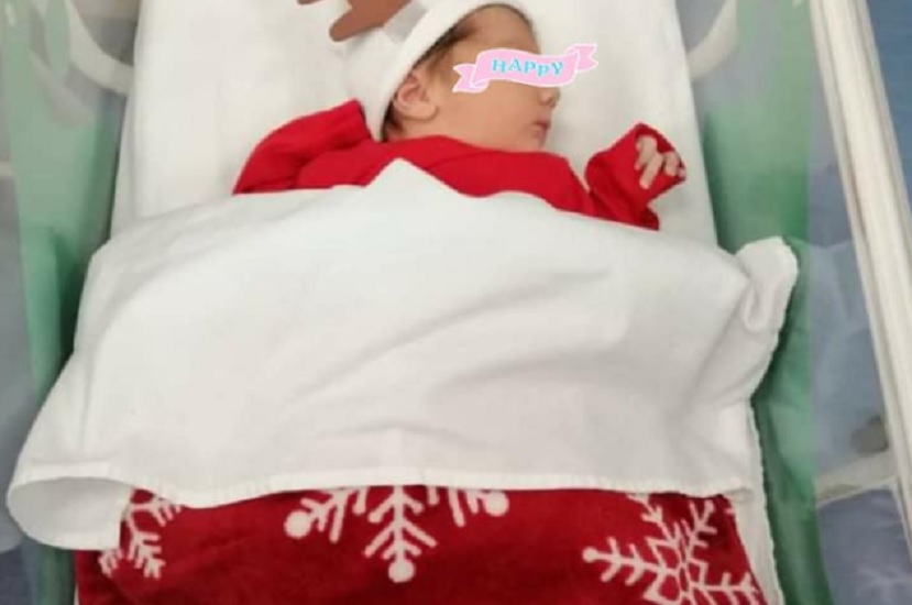 Αρεταίειο Νοσοκομείο: Τα νεογέννητα μωράκια ντύθηκαν ταρανδάκια και μας ευχήθηκαν καλή χρονιά