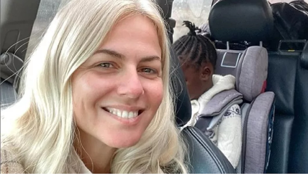 Ευτυχισμένη μαμά η Χριστίνα Κοντοβά | Η μικρή Ada πήγε πρώτη ημέρα στο σχολείο