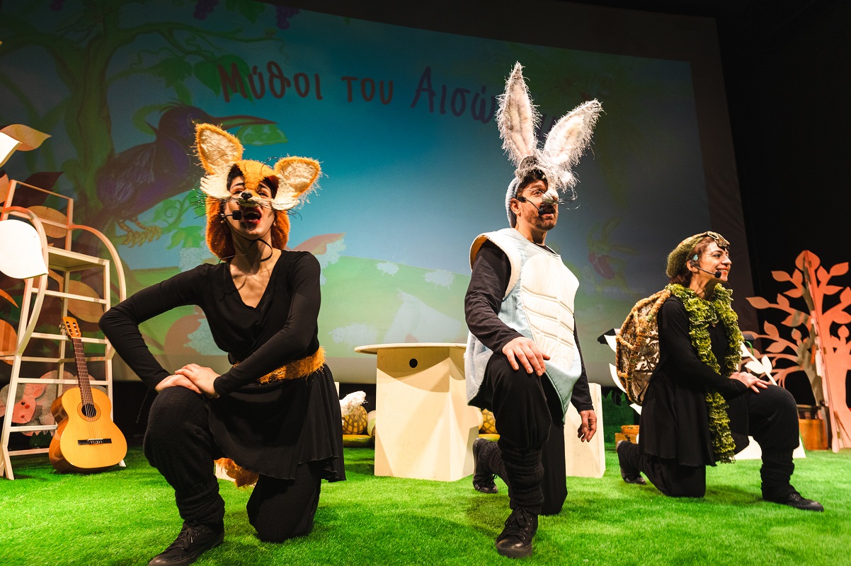 5 λόγοι που αξίζει να δείτε οικογενειακώς τους Μύθους του Αισώπου σε σκηνοθεσία Κάρμεν Ρουγγέρη στο Allou! Fun Park