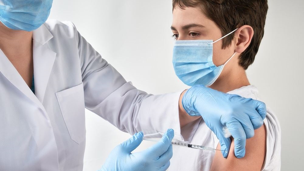 Ποιοι είναι πρώτοι στη λίστα για την τέταρτη δόση εμβολίου - Πότε έρχεται