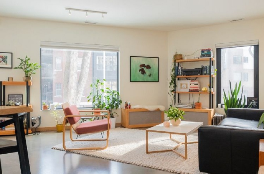 Η μετάλλαξη Όμικρον μένει περισσότερο στις επιφάνειες