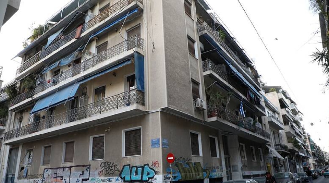 Άγιος Παντελεήμονας: Οκτώ χρόνια φυλακή για τη «μητέρα» - Έλεγε στα ανήλικα παιδιά της ότι οι κατσαρίδες ήταν... πεταλούδες!