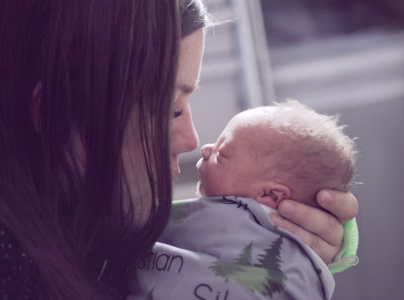 "Κρατήστε τα μωρά σας, κατά προτίμηση όρθιοι, για όσο το μωρό σας είναι ανήσυχο"