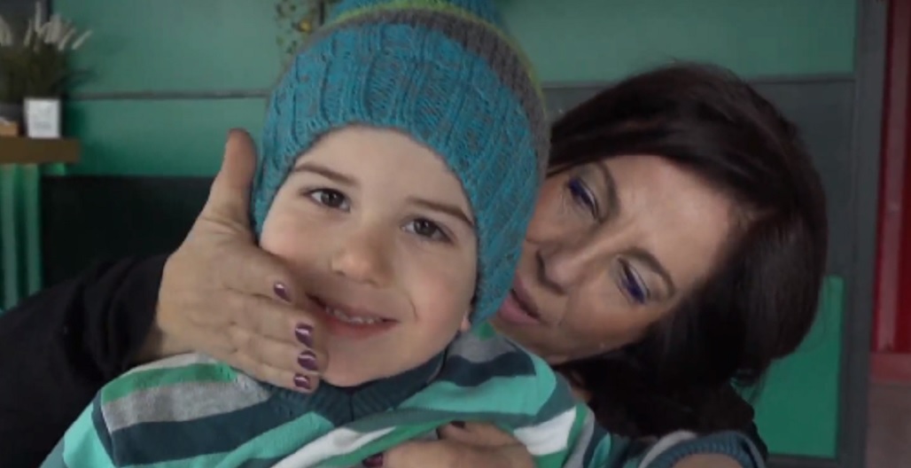 H ιστορία της Ελένης που έγινε μητέρα στα 50 της - Η μητρότητα σε μεγαλύτερη ηλικία έχει πολλά θετικά