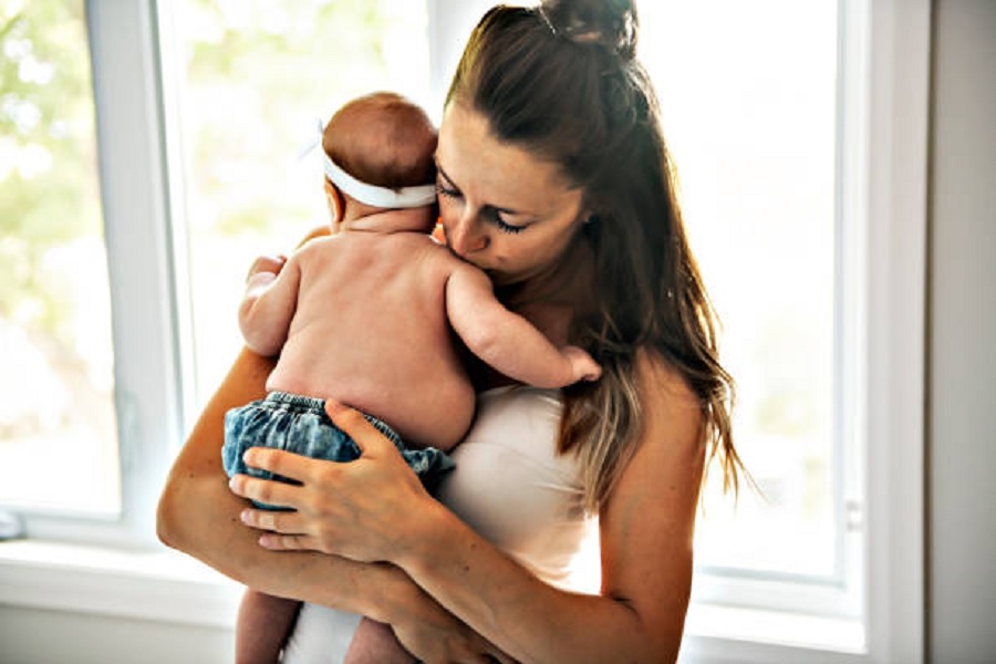 Oι στιγμές της μητρότητας για τις οποίες δεν μιλάει κανείς!