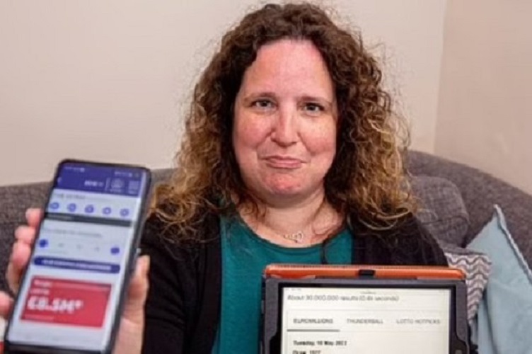 Μητέρα 4 παιδιών έπαιζε επί χρόνια τα ίδια νούμερα, τα άλλαξε & έχασε τζάκποτ 3,6 εκατ λιρών