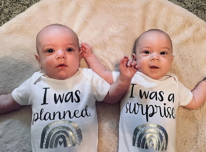 Σπάνια περίπτωση: Μητέρα γέννησε δίδυμα που συνέλαβε με μια εβδομάδα διαφορά