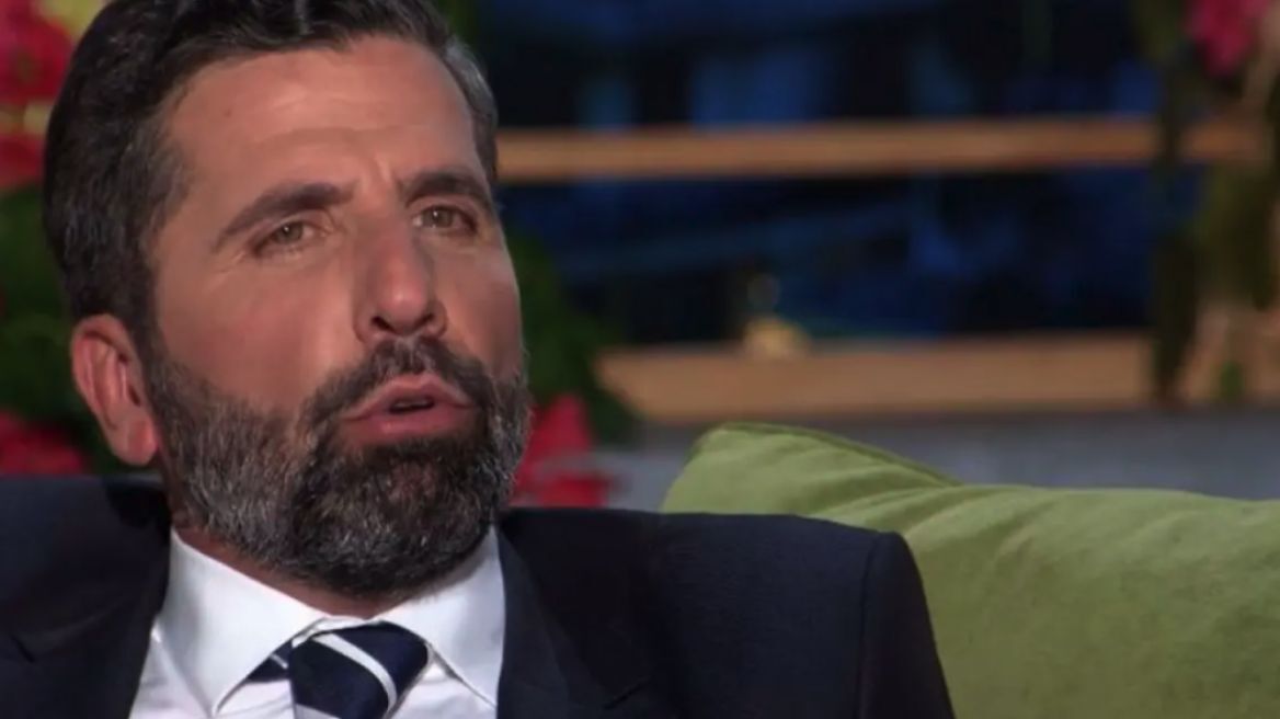 Θανάσης Βισκαδουράκης: «Στο ορφανοτροφείο έτρωγα πολύ ξύλο. Δεν έχω πει ποτέ μαμά και μπαμπά»