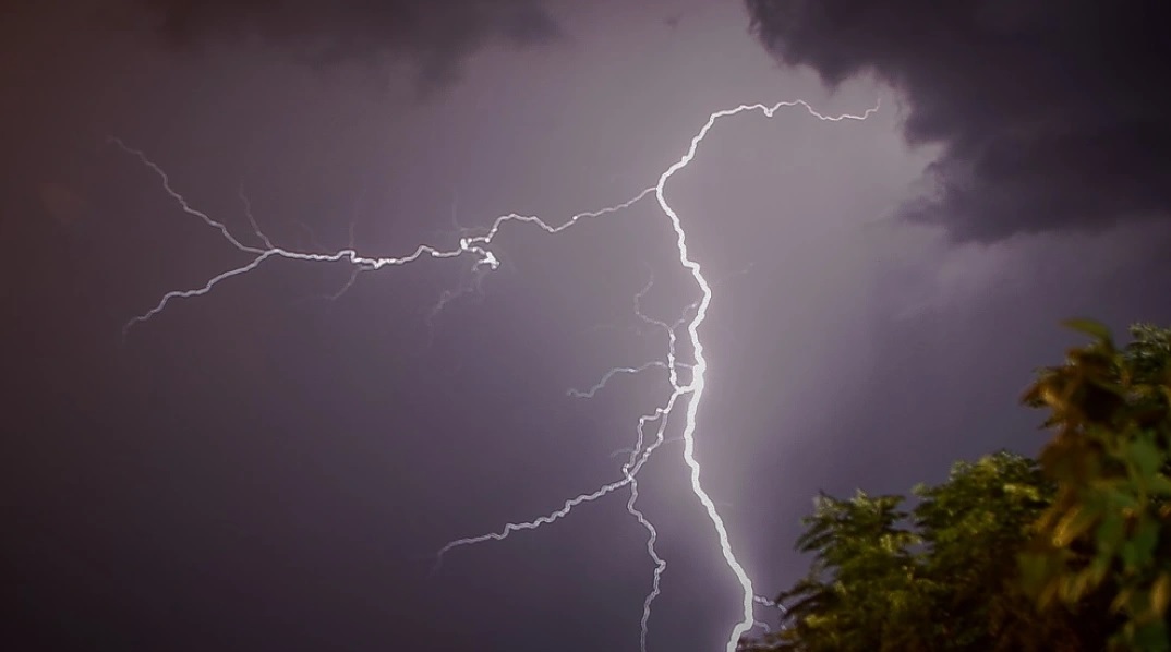 Κακοκαιρία «Bogdan»: Μήνυμα από το 112 – Πού θα είναι κλειστά τα σχολεία