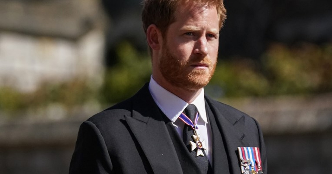 Ο πρίγκιπας Χάρι αποχαιρέτησε την γιαγιά του, βασίλισσα Ελισάβετ, με την πιο τρυφερή δήλωση