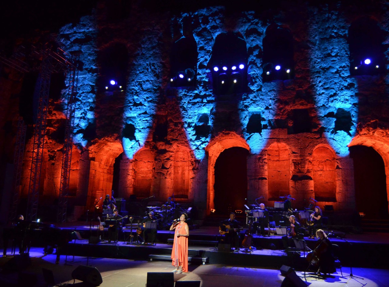 Άλκηστις Πρωτοψάλτη: Μια μοναδική συναυλία αγάπης στο Ηρώδειο | Για τα παιδιά της Ένωσης «Μαζί για το Παιδί»