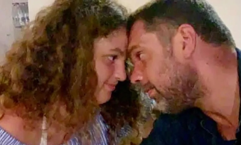 Δημήτρης Παπανικολάου: "Η μαγεία των χριστουγέννων και πώς μας βοήθησε"