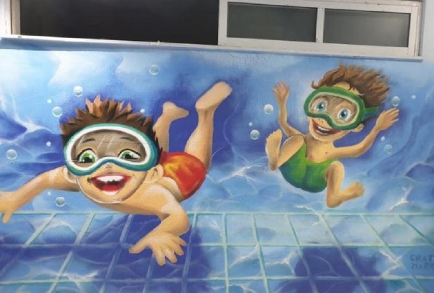 Ένα καταπληκτικό graffiti μεταμόρφωσε το κολυμβητήριο Ηρακλείου Κρήτης