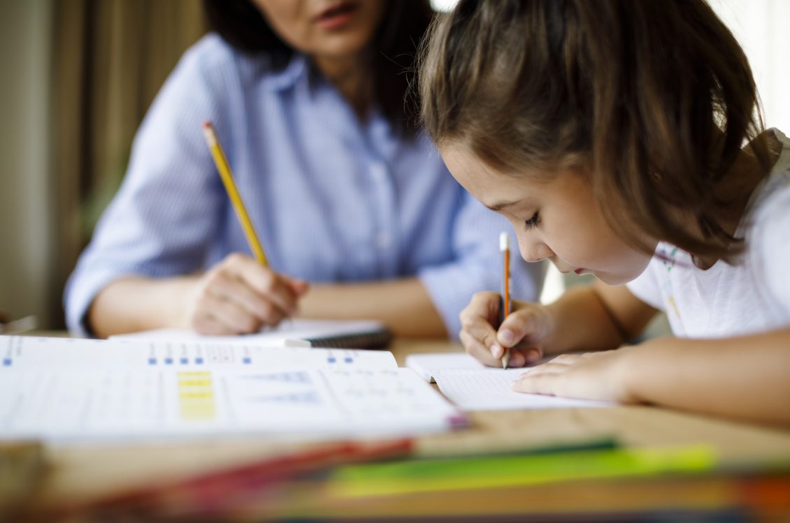 Η ανάγκη των γονιών να έχουν τέλεια παιδιά είναι η νέα "αυστηρότητα"