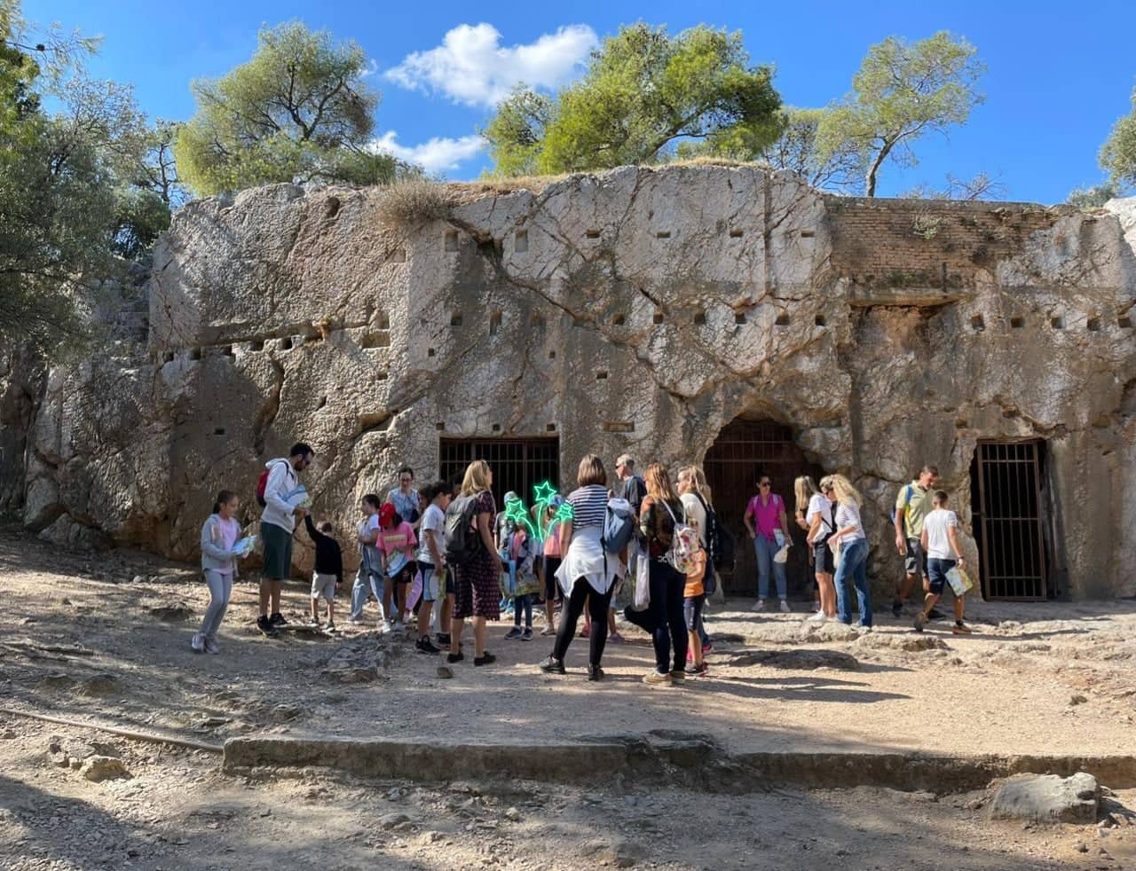 «Αθηνοπεριπέτειες»: Ανακαλύπτουμε τους θησαυρούς της Αθήνας με τα παιδιά - Διαγωνισμός για μια υπέροχη εκπαιδευτική ξενάγηση