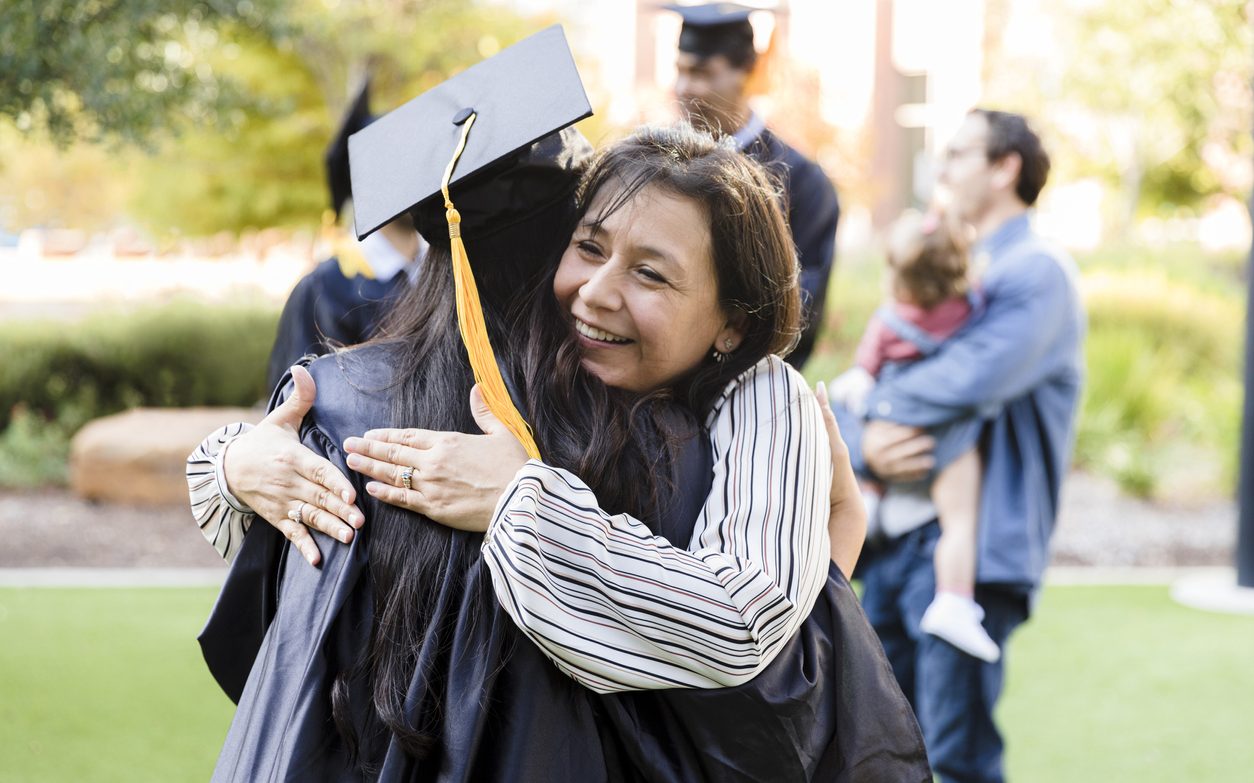 Η συμβουλή της μητέρας δύο CEOs και μιας καθηγήτριας πανεπιστημίου για το 'πώς να μεγαλώσεις επιτυχημένους ανθρώπους'