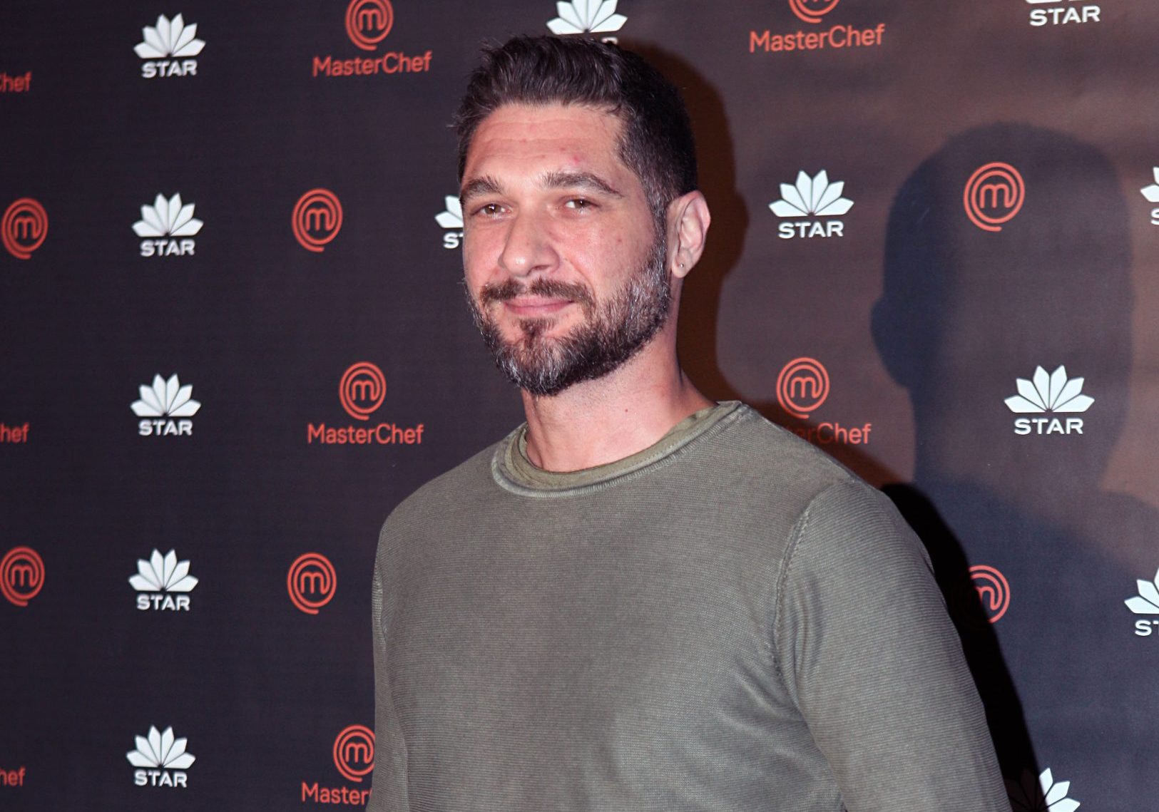 "Ο Κωνσταντίνος έγινε ενός. Η βάφτιση ήταν εξαιρετική": Ο Πάνος Ιωαννίδης βάπτισε τον ενός έτους γιο του στο Πήλιο