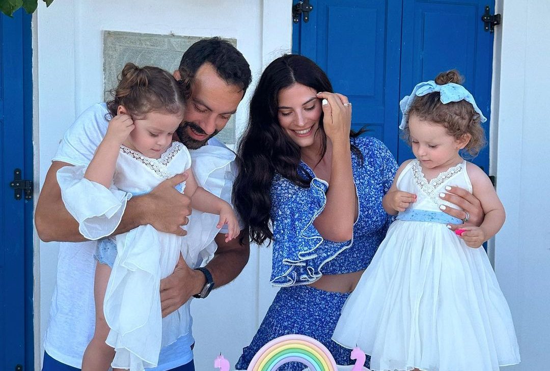 Αριάνα και Φιλίππα Τανιμανίδη: Γιόρτασαν τα γενέθλιά τους- Οι εντυπωσιακές τούρτες και η γλυκιά φωτογραφία τους