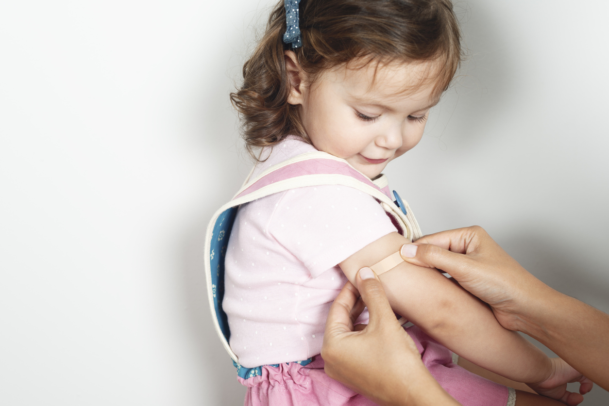 Φαρμακείο ταξιδιού: Τι πρέπει να έχουμε μαζί μας στις διακοπές με τα παιδιά