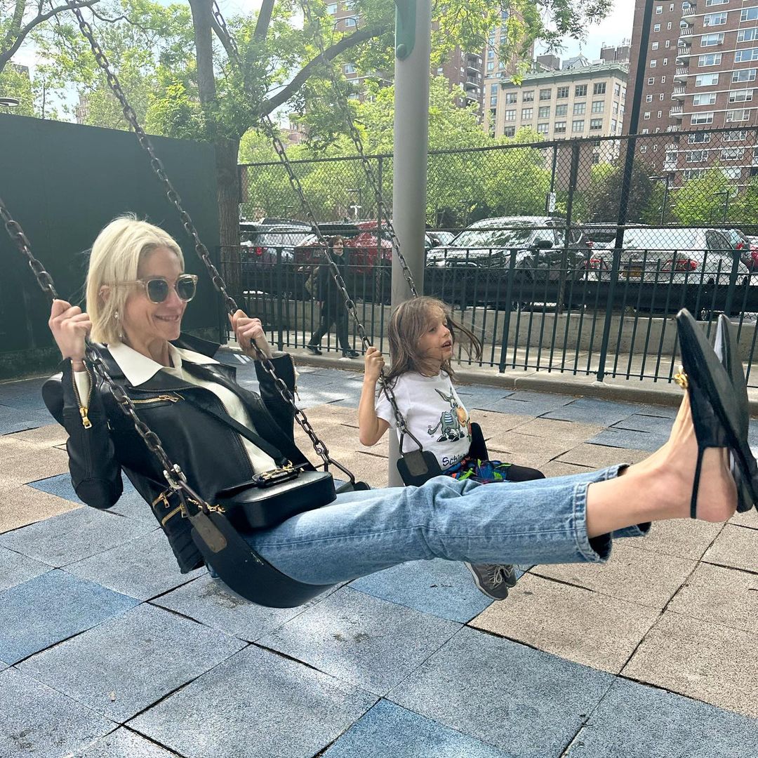 "Είσαι η καλύτερη μαμά του κόσμου σε όλον τον κόσμο. Ακόμα κι όταν γίνεσαι κακιά...": Το γράμμα που πήρε η Σοφία Καρβέλα από τον γιο της, Νέστορα