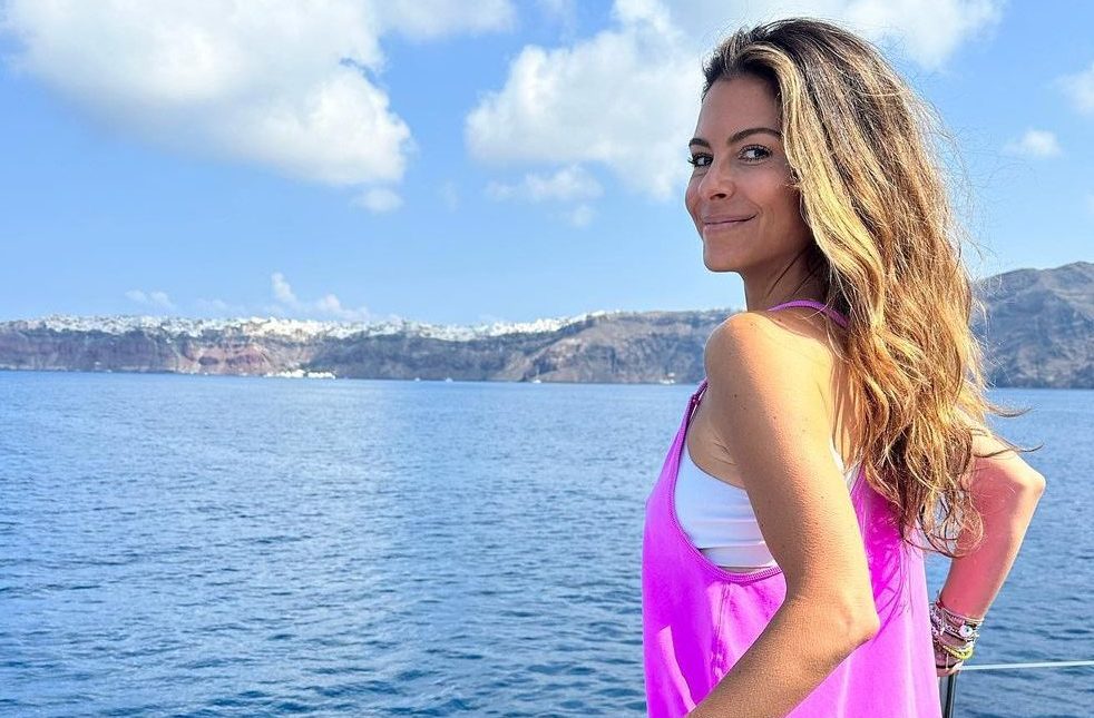 Μαρία Μενούνος: Φωτογραφίζει την κόρη της, Αθηνά, σε μια πολύ γλυκιά στιγμή στην αλλαξιέρα της