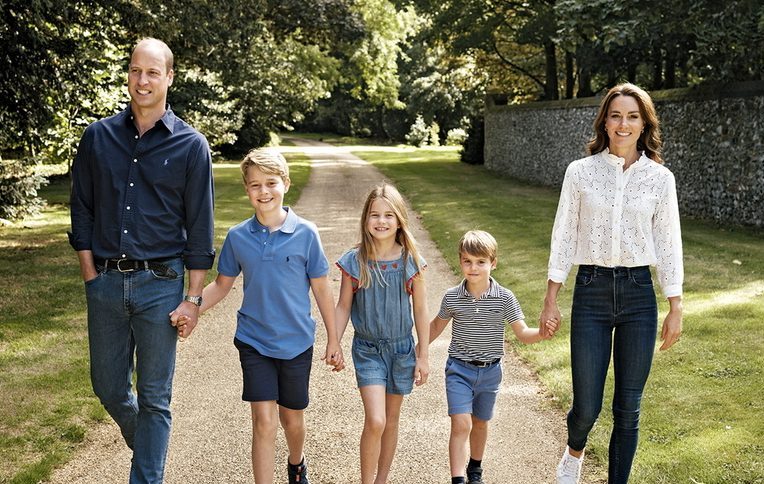 "Η μαμά κάνει χημειοθεραπείες": Αλήθεια, πώς να μιλήσει κανείς στα παιδιά του για τον καρκίνο και πώς να τα καθησυχάσει ότι όλα θα πάνε καλά;