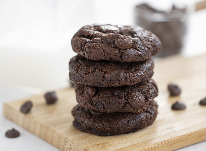 Εύκολα και υγιεινά cookies για τα παιδιά μόνο με 2 υλικά