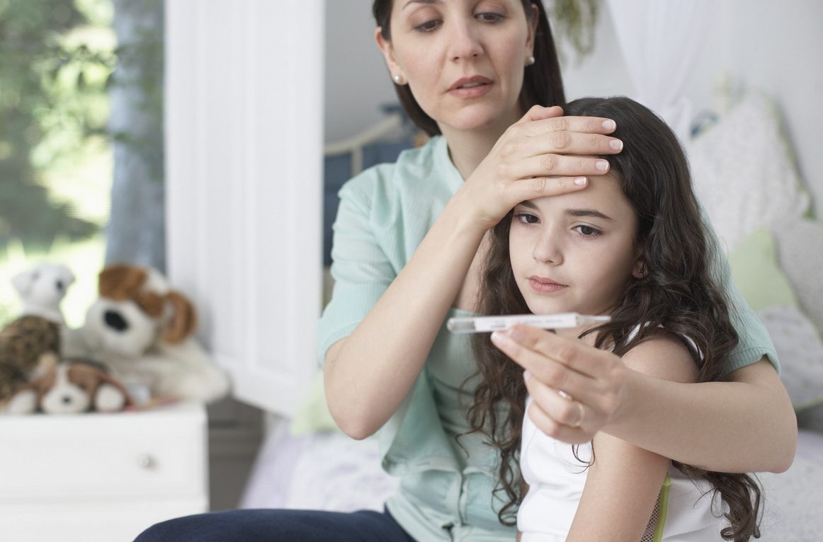 Έξαρση ιώσεων στα σχολεία: Οι συμβουλές του καθηγητή Παιδιατρικής, Ανδρέα Κωνσταντόπουλου, ενόψει φθινοπώρου