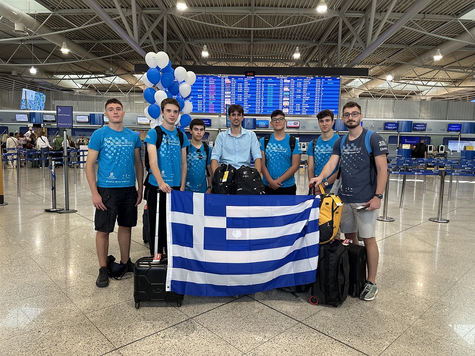 Τρίτη θέση για το ρομπότ της εθνικής ομάδας ρομποτικής First Global - ΔΕΗ Team Greece στην Ολυμπιάδα Εκπαιδευτικής Ρομποτικής στη Σιγκαπούρη