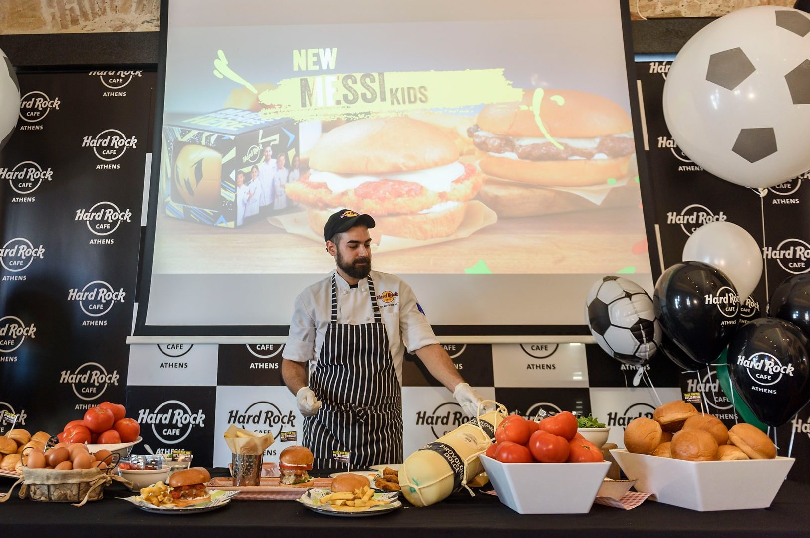 Αγαπούν τα παιδιά σου το ποδόσφαιρο; Στο Hard Rock Cafe μπορούν να δοκιμάσουν το μενού που δημιούργησε ο superstar του παγκόσμιου ποδοσφαίρου, Leo Messi