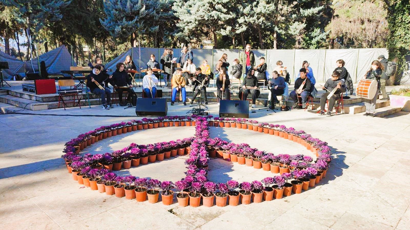 Μαθητές από την Κατερίνη έστειλαν μήνυμα για παγκόσμια ειρήνη