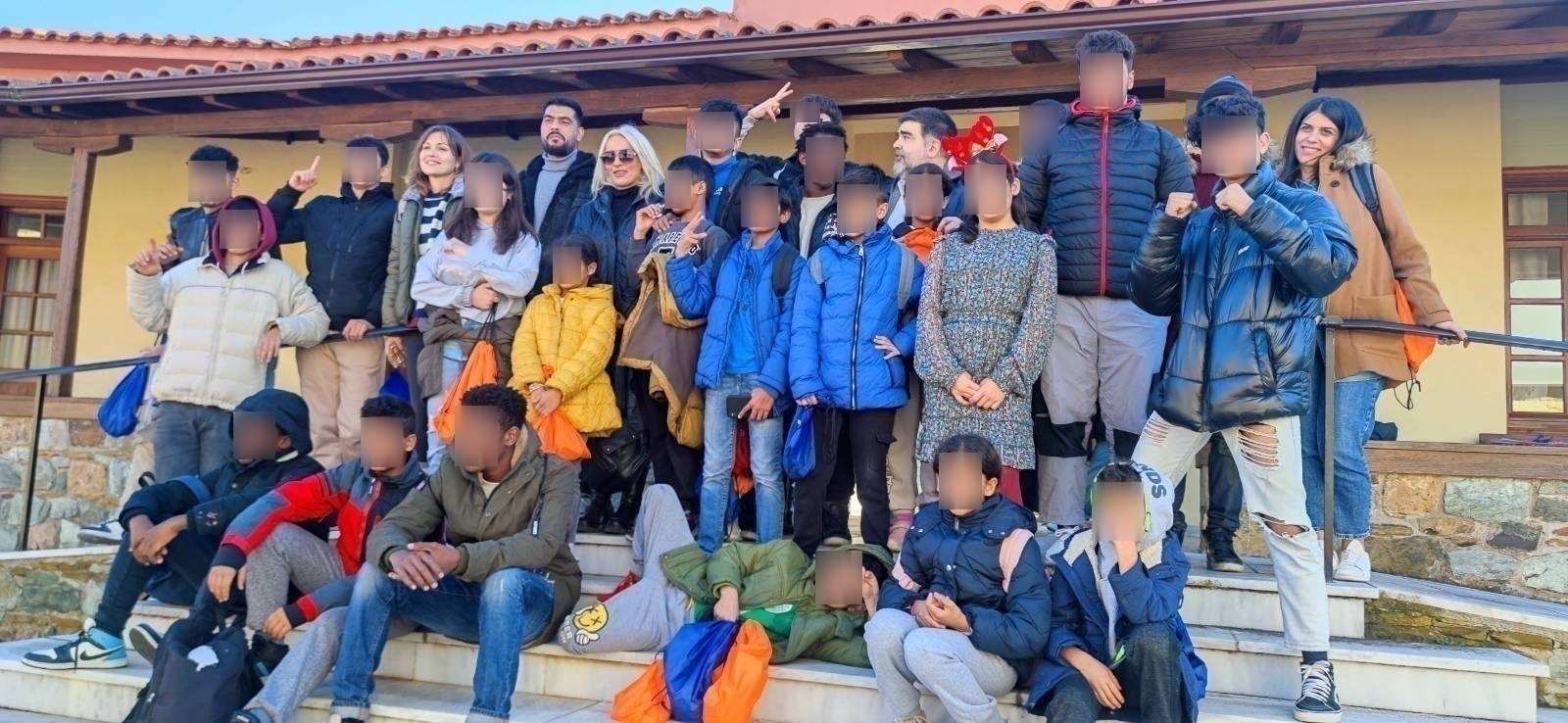 Σχολικές εκδρομές στη Χαλκιδική για δωρεάν προληπτικές ιατρικές εξετάσεις σε παιδιά από τη βόρεια Ελλάδα