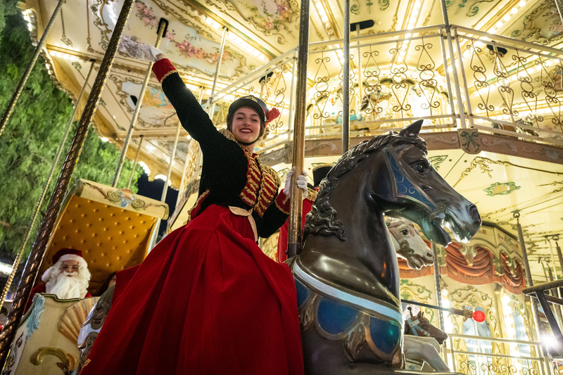 Ξεχωριστές χριστουγεννιάτικες στιγμές για όλη την οικογένεια: Γιατί πηγαίνουμε κάθε Δεκέμβρη στο Kidom του Allou! Fun Park μαζί με τα παιδιά