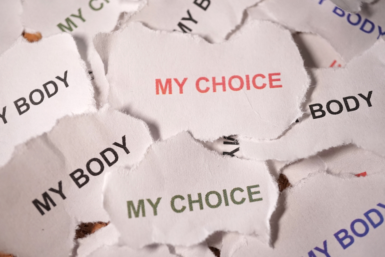 Δικαίωμα στην άμβλωση: αυστηροί περιορισμοί ή απειλή σε πολλές χώρες της Ευρώπης