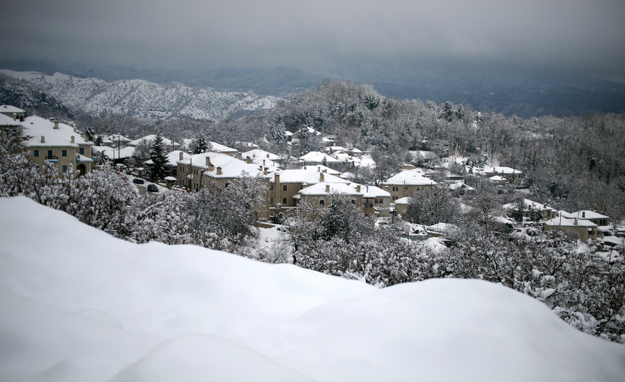 Η δύσκολη καθημερινότητα ενός 14χρονου μαθητή που κάνει 56 χιλιόμετρα κάθε μέρα για να πάει στο σχολείο
