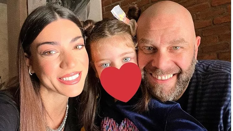 Ανατολή-Νεφέλη Κουινέλη: Οι σπάνιες φωτογραφίες της από την εκδρομή με τους γονείς της, Ήβη Αδάμου και Μιχάλη Κουινέλη