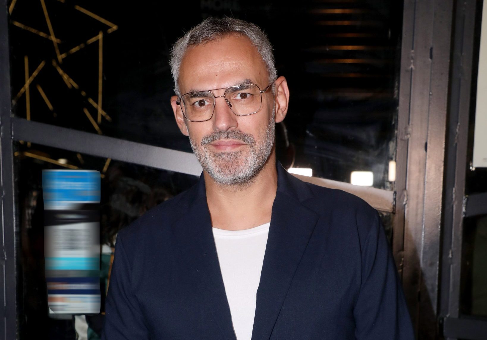 "Άκουσα χυδαία σχόλια όταν ήμουν με μια γυναίκα που είχε ήδη ένα παιδί": Ο Νίκος Συρίγος μιλάει για την πατρότητα και τη τρυφερή σχέση που έχει με την κόρη της πρώην συζύγου του