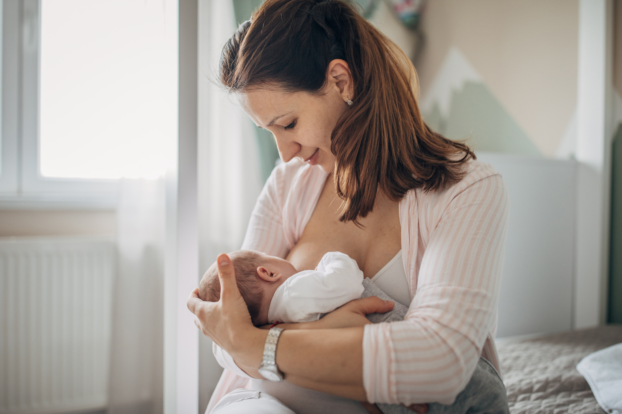 Θηλασμός την πρώτη εβδομάδα: Τι να περιμένεις