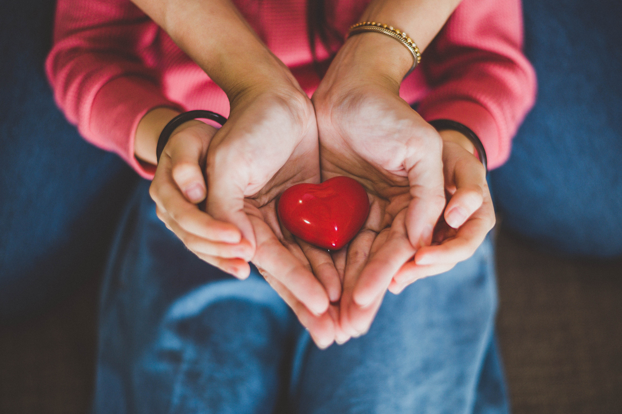 Η διαβίωση κοντά σε μπαρ και εστιατόρια fast food μπορεί να βλάψει την υγεία της καρδιάς