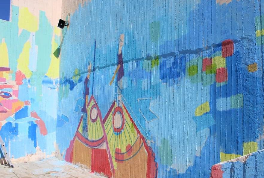 Καλλιτέχνες του ARTHUB Athens και μαθητές φιλοτέχνησαν τοιχογραφία 450 τμ στο Γυμνάσιο της Αστυπάλαιας