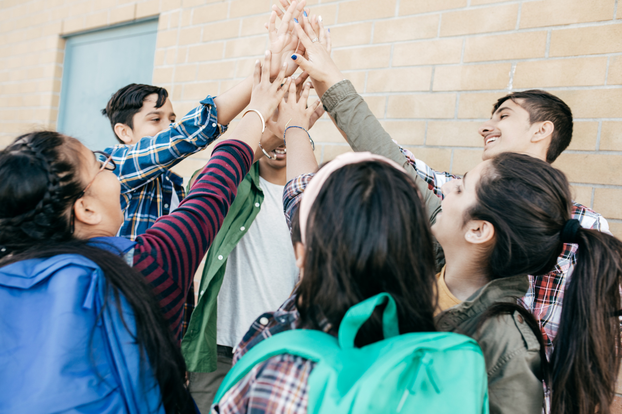 "Το πιο σημαντικό μέσο για την αντιμετώπιση του bullying είναι η αλληλεγγύη": Το μήνυμα του Υπουργού Παιδείας προς τους μαθητές