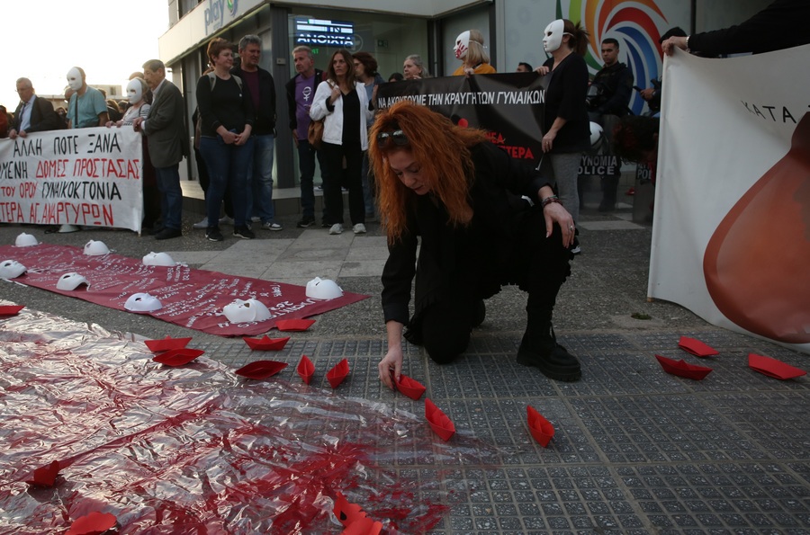 "Εύχομαι καμία άλλη μάνα να μην το περάσει. Έχει ξεριζωθεί η ψυχή μου": Συγκινεί η μητέρα της αδικοχαμένης Κυριακής