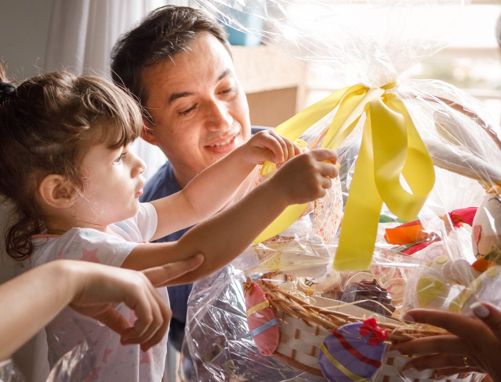 Aπό 22 Απριλίου έως 4 Μαΐου το «καλάθι του νονού»