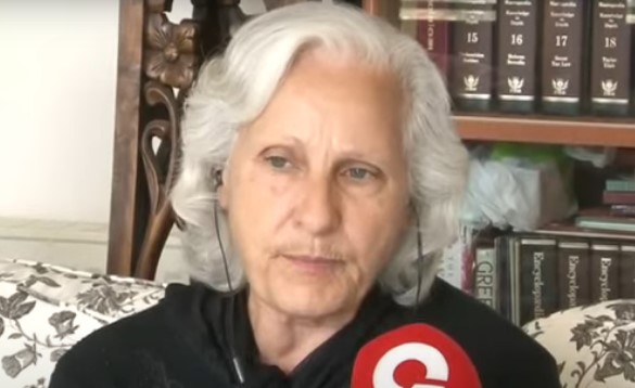 «Τώρα επιτέλους, μπορώ να θρηνήσω το παιδί μου!»: Η δύναμη της μάνας- Η Ανδριάννα Νικολάου τα έβαλε μόνη της με το σύστημα και δικαιώθηκε