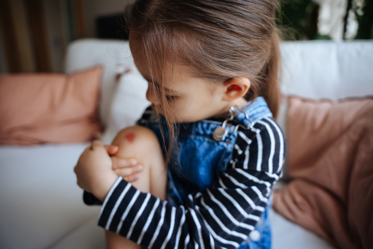 Το παιδί μου πέφτει και χτυπά συνεχώς - Πρέπει να ανησυχήσω;