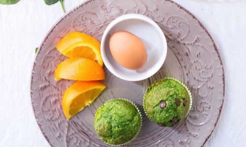 Μια νόστιμη συνταγή για μάφιν Τεράτων με σπανάκι που θα εντυπωσιάσει τα παιδιά