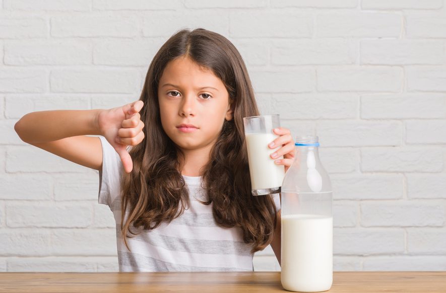 Γιατί σε κάποια παιδιά δεν αρέσει το γάλα; Με τι μπορούμε να το αντικαταστήσουμε;
