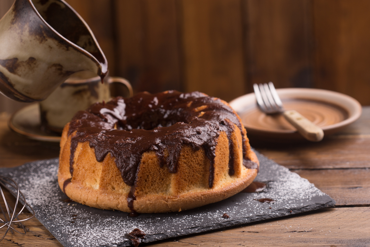 Vegan κέικ με σοκολάτα και φουντούκια (χωρίς γλουτένη)