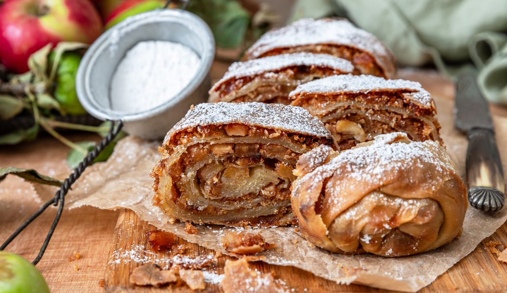 Συνταγή για στρούντελ με μήλα και αχλάδια χωρίς ζάχαρη και χωρίς κόπο